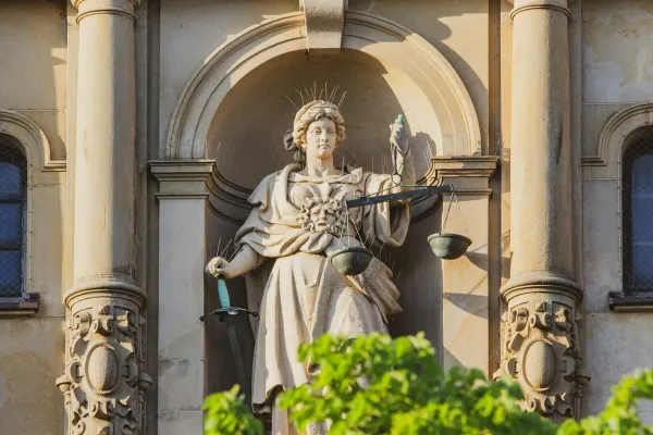 Zweierlei Maß: Der Ethikrat war vorsichtiger als die Frau, die Verfassungsrichterin werden sollte